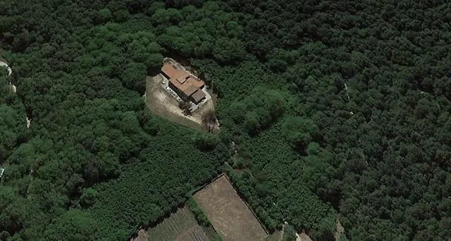 Agriturismo Il Vignale Longi 0*,  Itálie